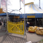 Das Zelt von Zirkus Casselli beim Zirkusprojekt 2022